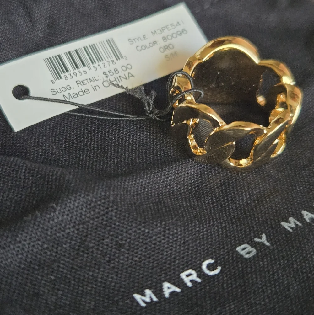 Marc By Marc Jacobs Turnlock Ring Size S/M - Picture 3 of 4